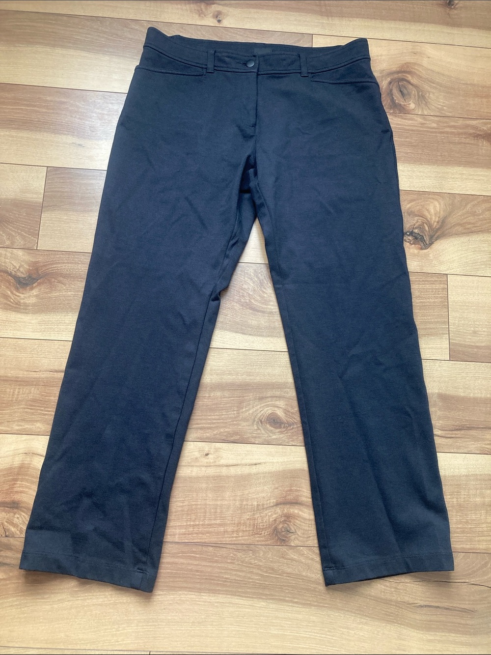 Eileen Fisher Charcoal Gray Straight Leg Stretch Trousers. Size M